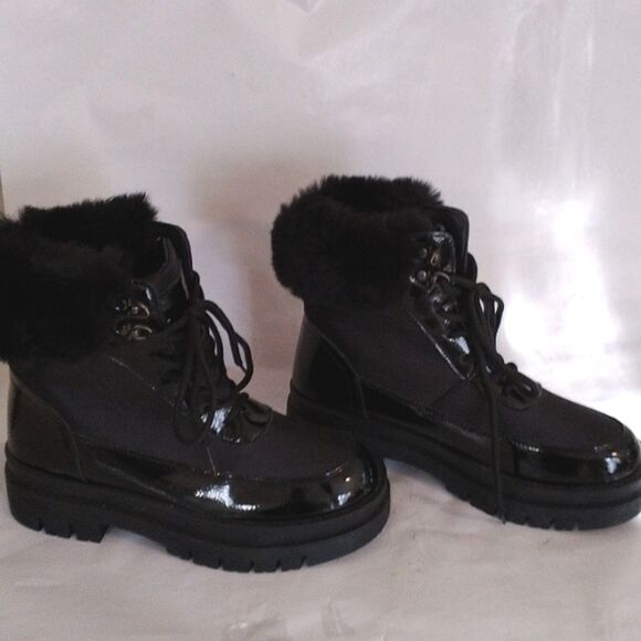 Olivia Miller Faux Fur Winter Boots - Picture 2 of 12